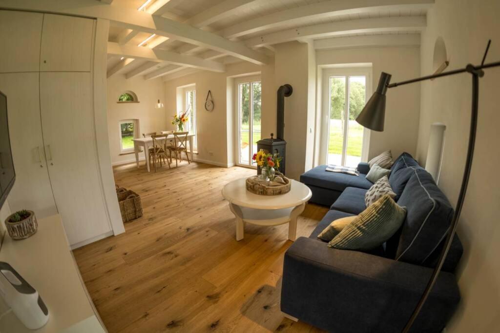 Zum Heuerling Ferienwohung Im Alten Stall Mit Sauna Versmold Exteriör bild